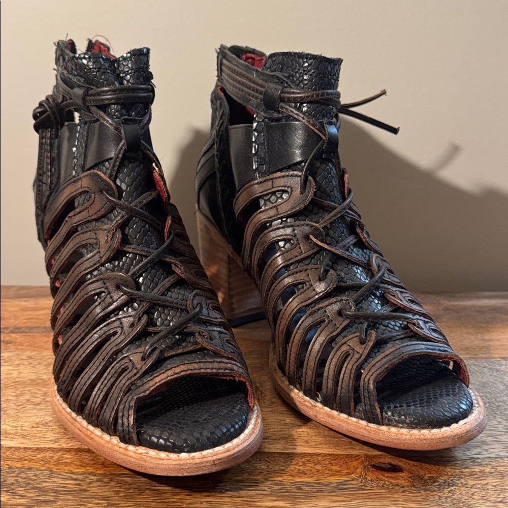 Free People Mont Blanc Gladiator Sandals – Black Leather